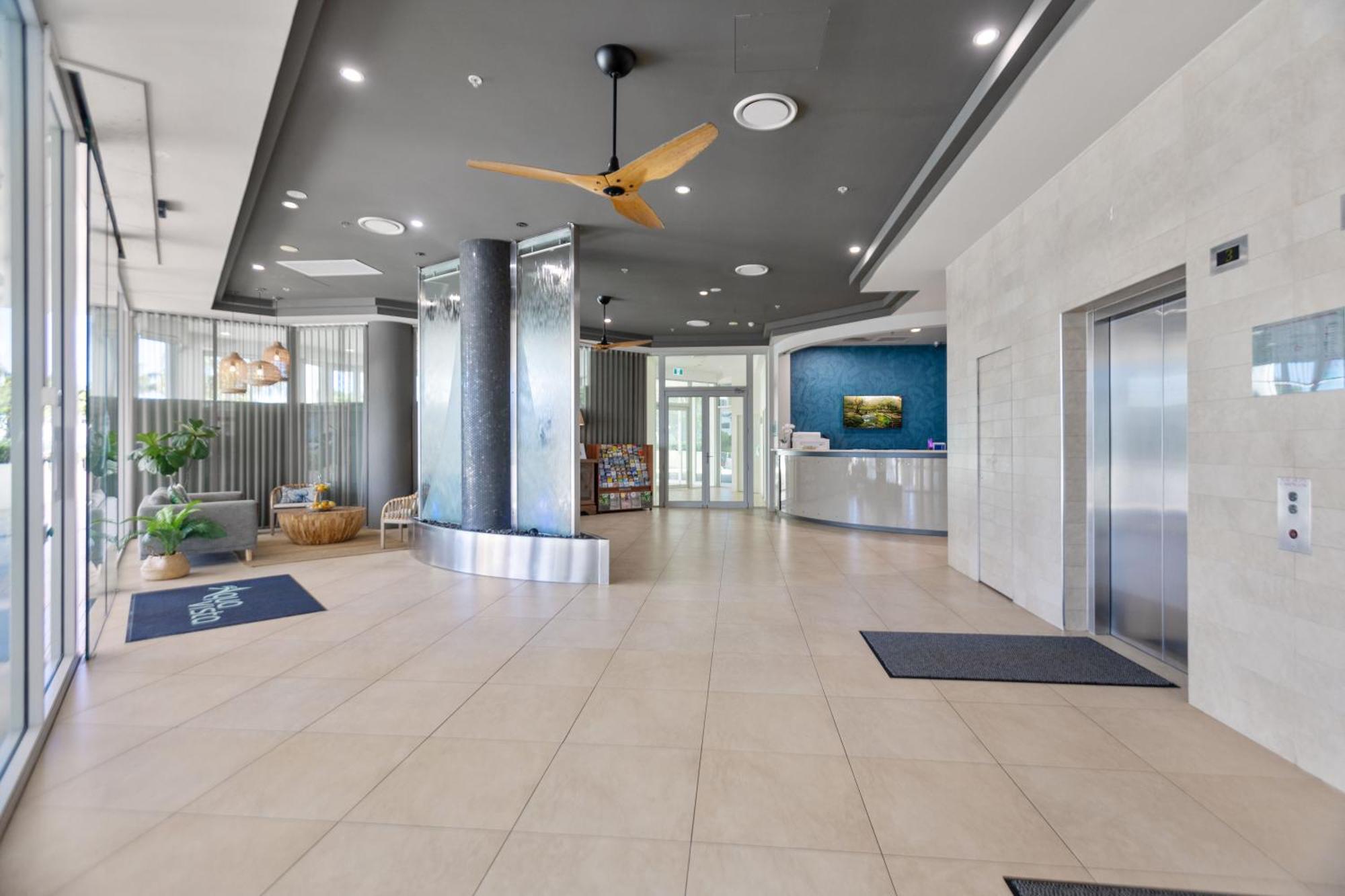 Aqua Vista Resort Maroochydore Bagian luar foto